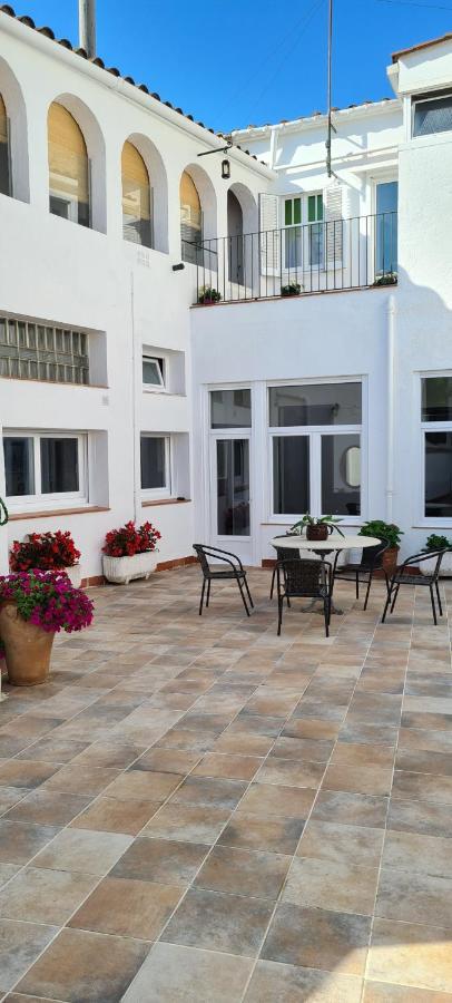 Can Mateuet - House Rental By Season Llagostera Luaran gambar